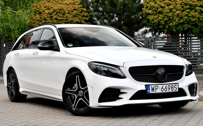 Mercedes-Benz Klasa C cena 134900 przebieg: 140000, rok produkcji 2019 z Krynki małe 742